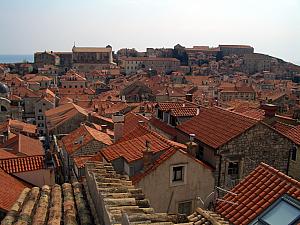 More red roofs!