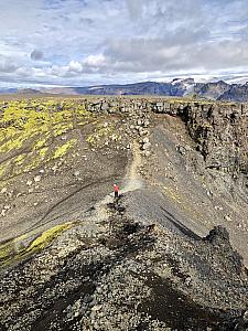 Followed by a lovely cat's spine trail with steep dropoffs on either side!